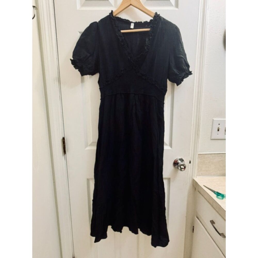 Sign Here Signature Clothing Romantic black midi cotton dress